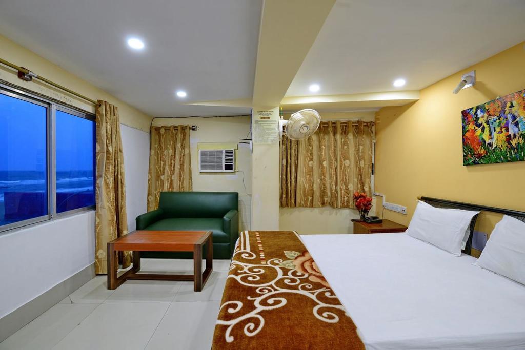 Hotel Marina Beach House Puri Exterior foto