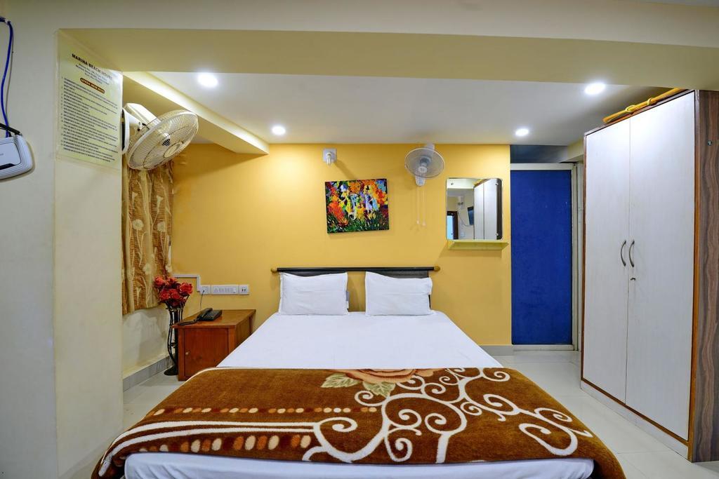 Hotel Marina Beach House Puri Exterior foto